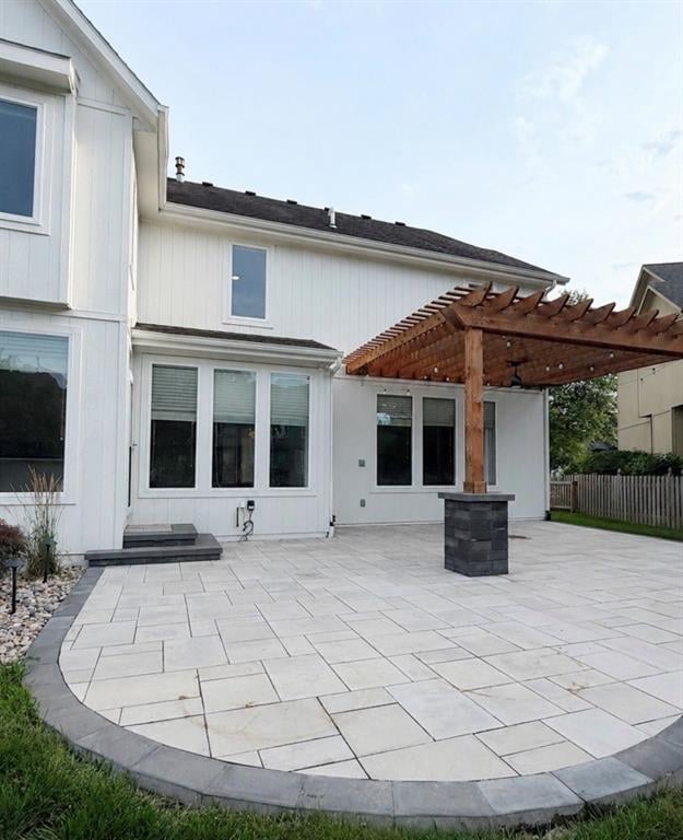 308 Hidden Valley Way, Lee's Summit, MO 64064
