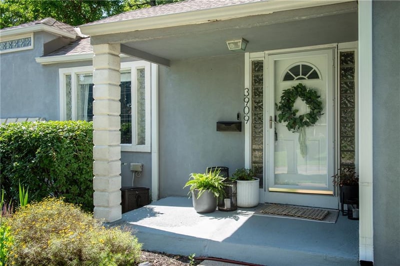 3909 47th St, Roeland Park, KS 66205