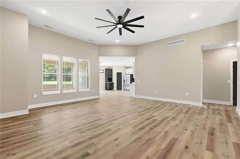 328 51st Rd, Warrensburg, MO 64093