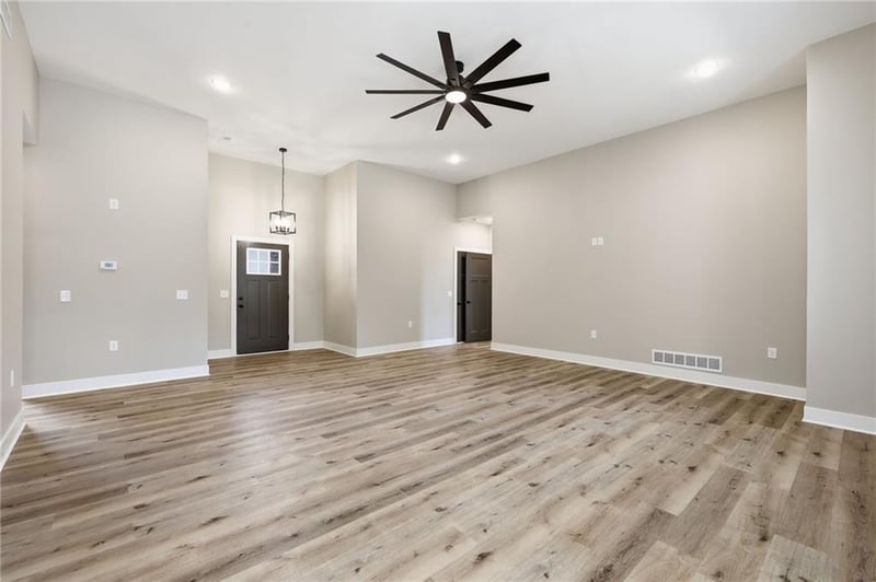 328 51st Rd, Warrensburg, MO 64093