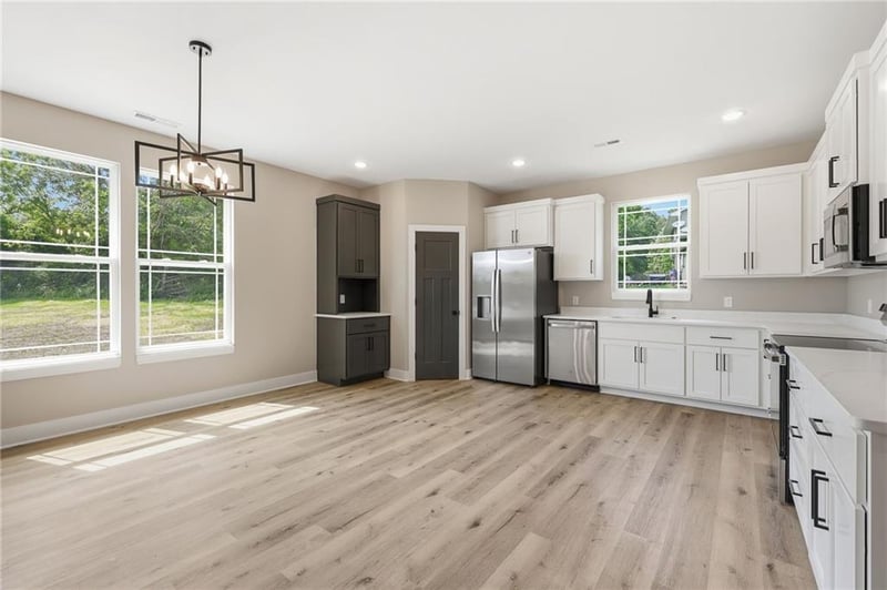 328 51st Rd, Warrensburg, MO 64093