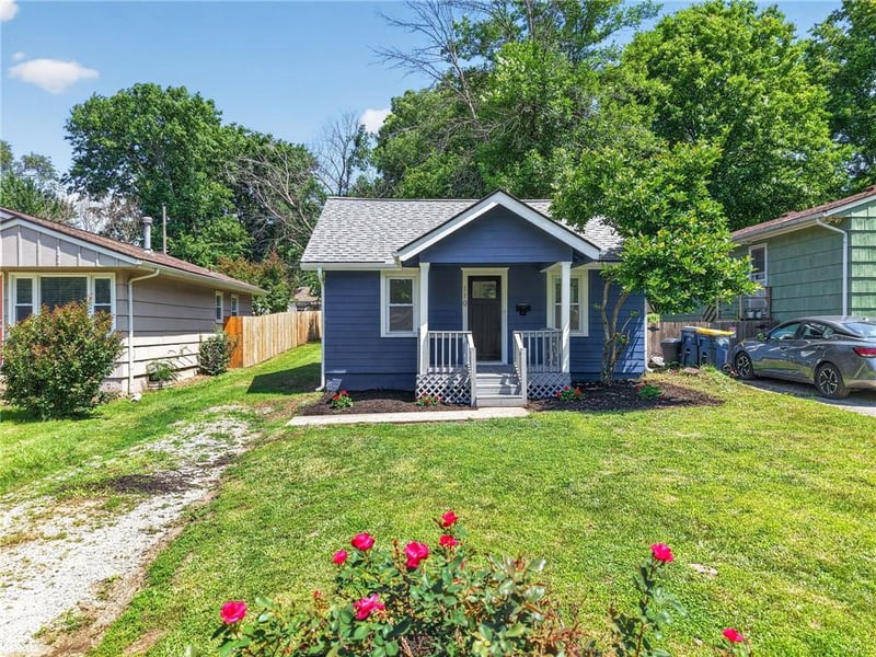 110 79th Ter, Kansas City, MO 64114