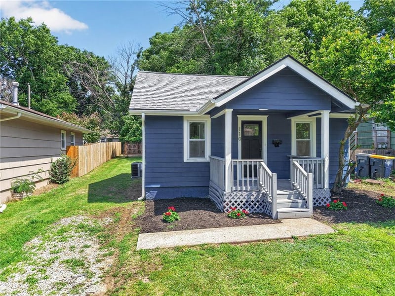110 79th Ter, Kansas City, MO 64114