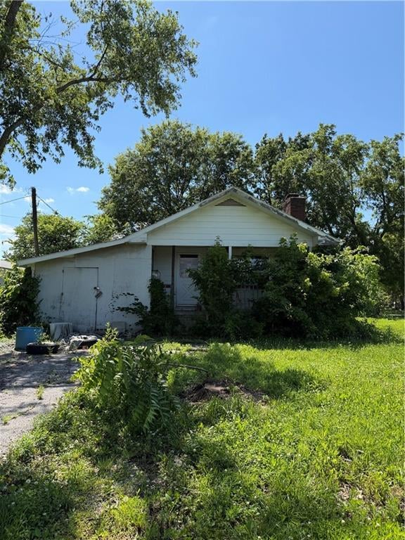 Summer St, El Dorado Springs, MO 64744