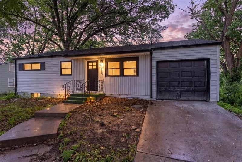 7305 E 86th St, Kansas City, MO 64138