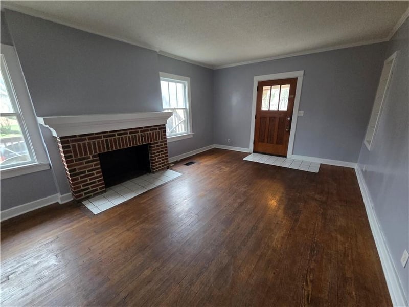 701 25th St, St Joseph, MO 64506