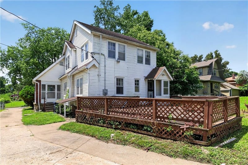 1706 76th St, Kansas City, MO 64131