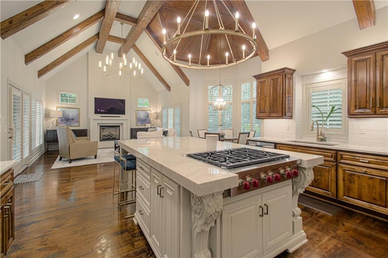 15925 King St, Overland Park, KS 66221