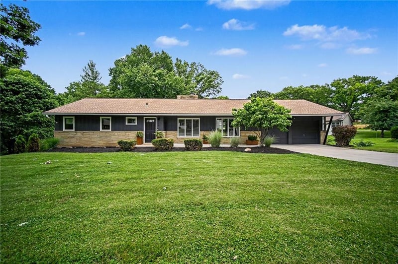 110 NE 43rd Ter, Kansas City, MO 64116