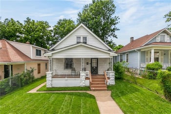 2734 Bales Ave, Kansas City, MO 64128
