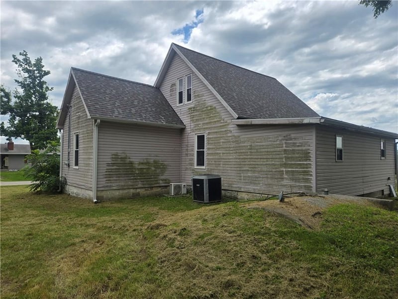 422 Graham St, Leeton, MO 64761