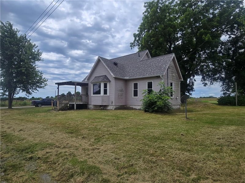 422 Graham St, Leeton, MO 64761