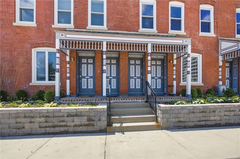 21 E 29th St, Kansas City, MO 64108