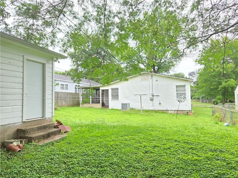 1309 Martin St, Coffeyville, KS 67337