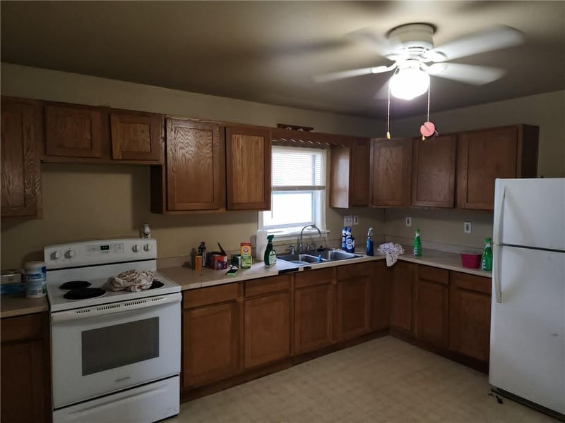 119 Kansas St, Pittsburg, KS 66762