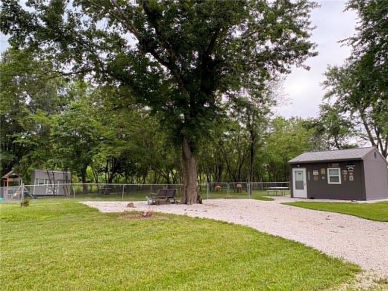 1600 Dogwood Rd, Odessa, MO 64076