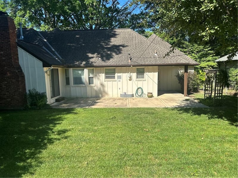 4329 Dover Ave, Independence, MO 64055