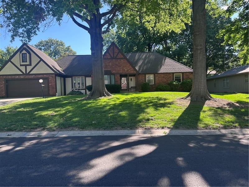 4329 Dover Ave, Independence, MO 64055