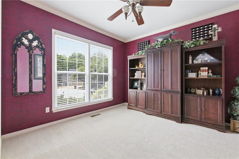 5710 Pflumm Rd, Shawnee, KS 66216