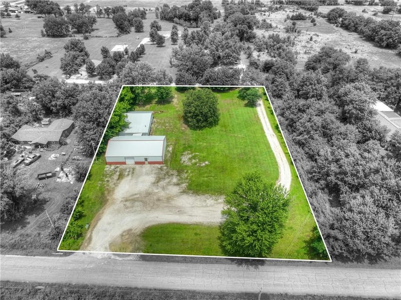 2010 21st St, Galena, KS 66739