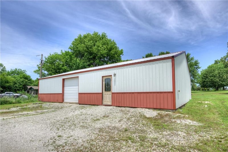 2010 21st St, Galena, KS 66739
