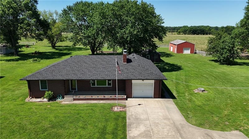 2002 4th St, Pittsburg, KS 66762