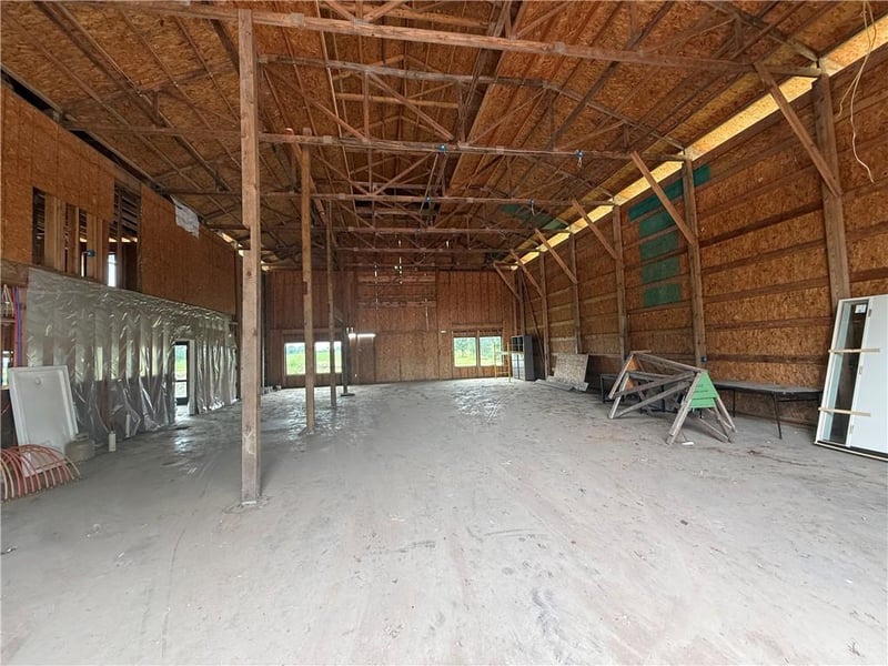 1411 Hudnall Rd, Oak Grove, MO 64075