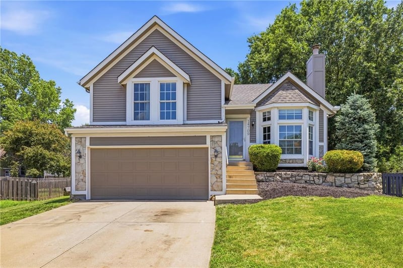 14709 Goodman St, Overland Park, KS 66223