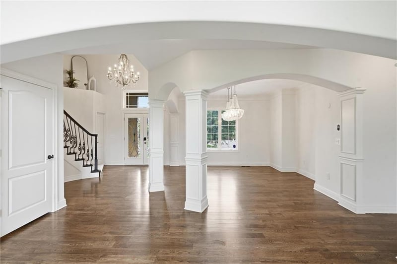 10903 163rd Ter, Overland Park, KS 66221