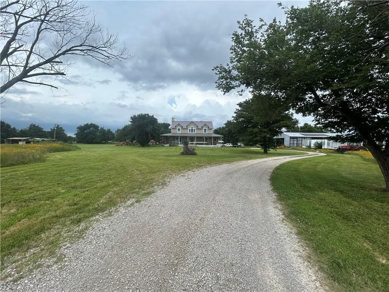 2551 Cr 2000 N/A, Caney, KS 67333