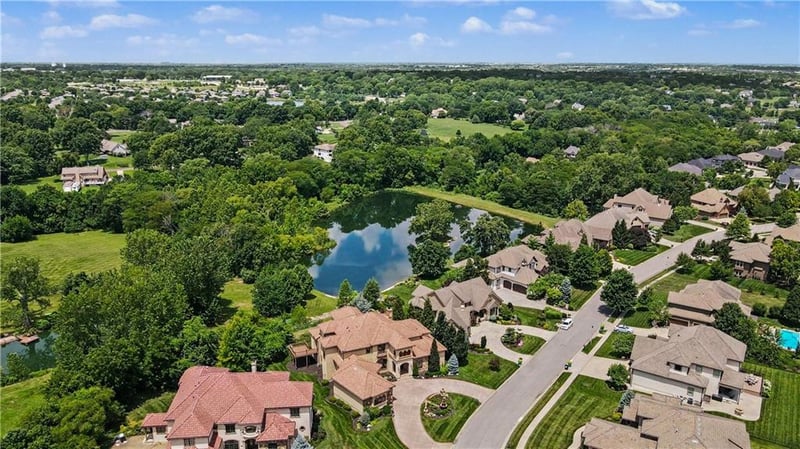 15348 Larsen St, Overland Park, KS 66221