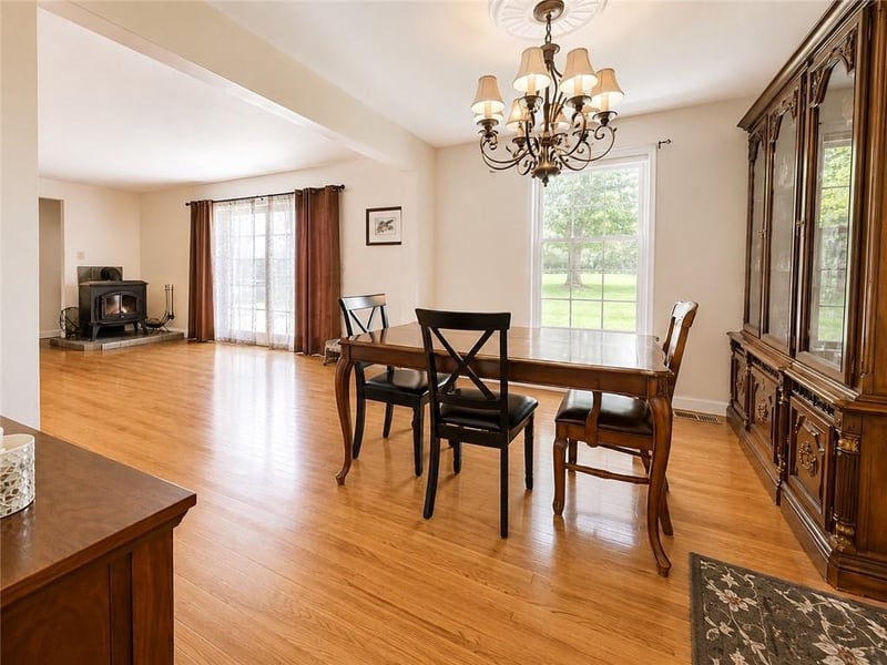 1709 69 Ter, Gladstone, MO 64118