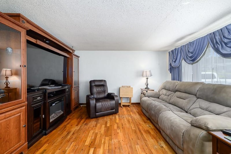 2700 75th Ter, Kansas City, KS 66109
