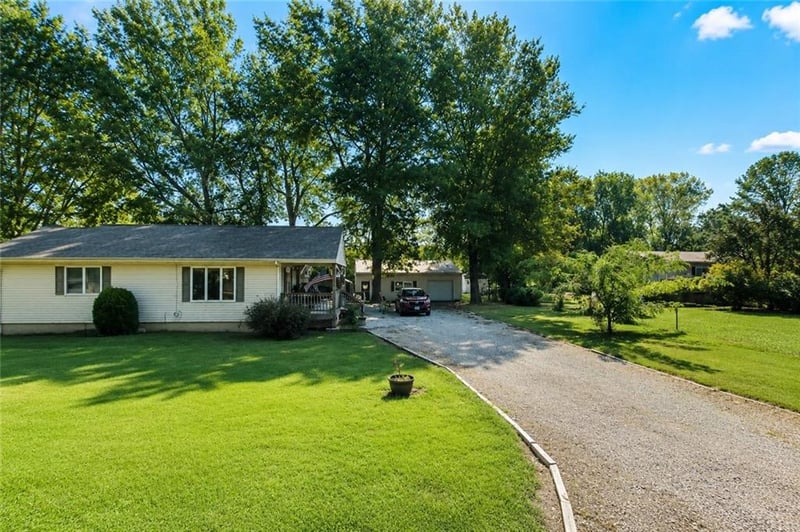24719 S King Rd, Peculiar, MO 64078