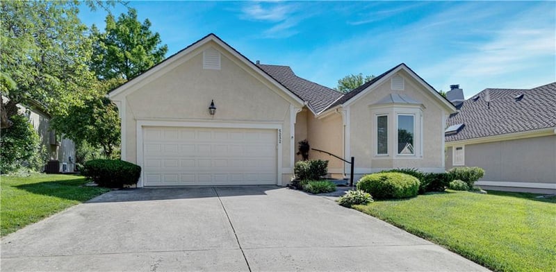 5232 W 121st St, Overland Park, KS 66209