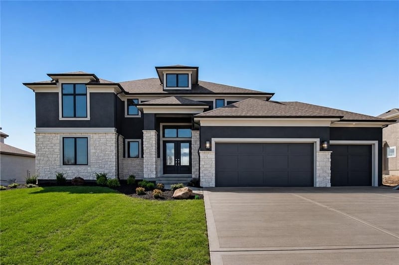 3211 102nd Ter, Kansas City, MO 64155