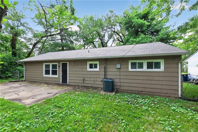 11200 Bristol Ter, Kansas City, MO 64134