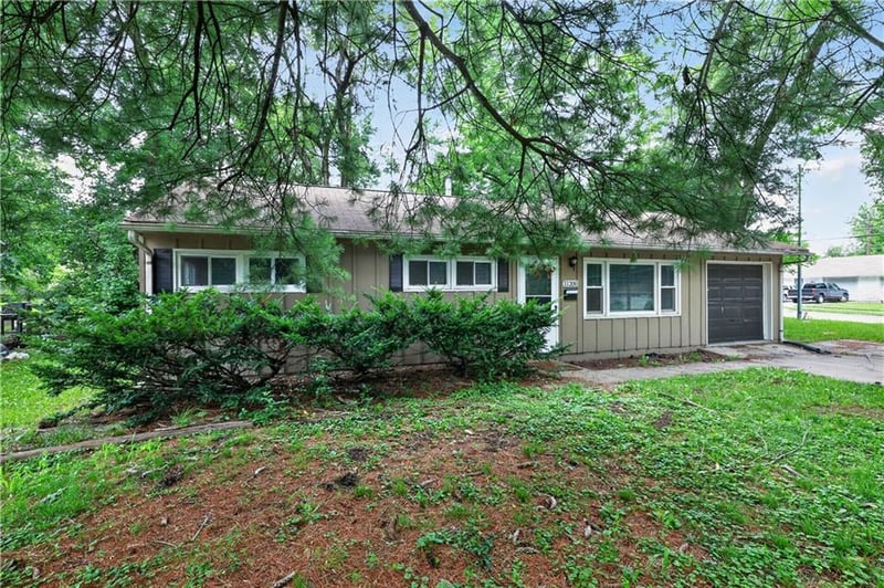 11200 Bristol Ter, Kansas City, MO 64134