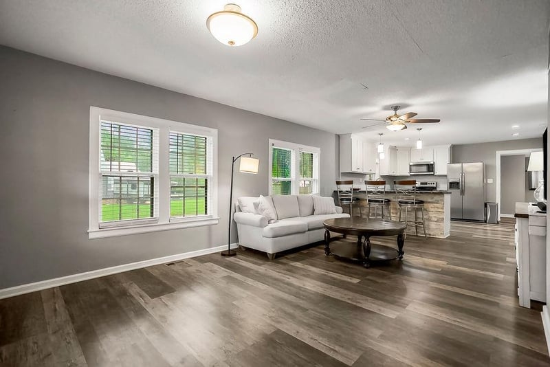 601 Peoria St, Louisburg, KS 66053