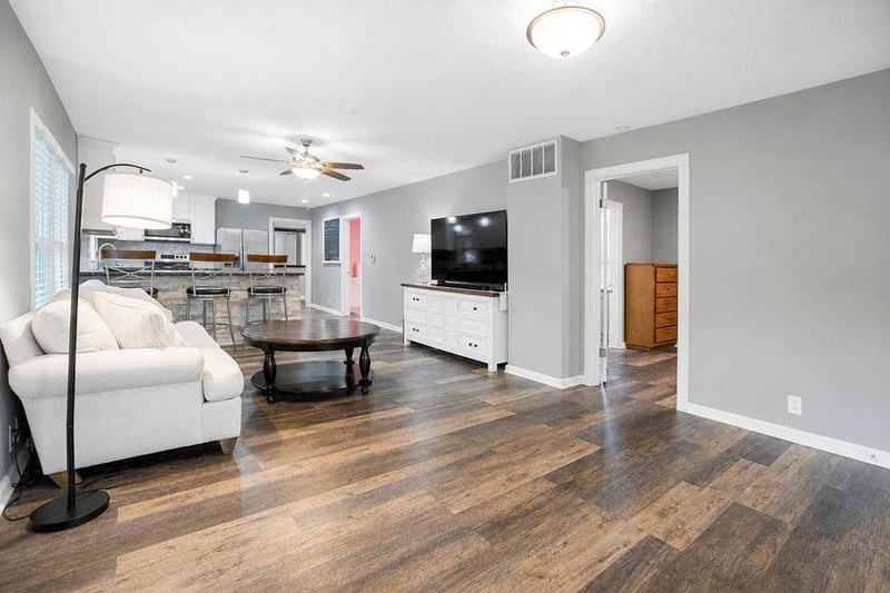 601 Peoria St, Louisburg, KS 66053