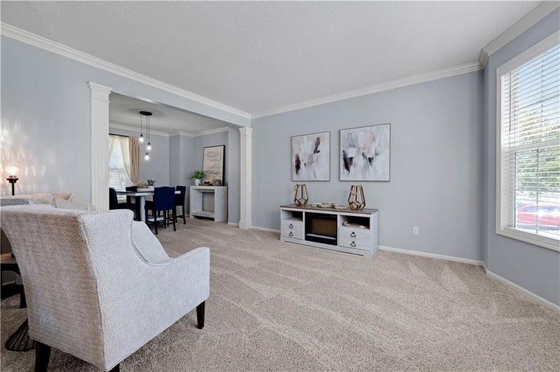 19480 W 207th Ter, Spring Hill, KS 66083