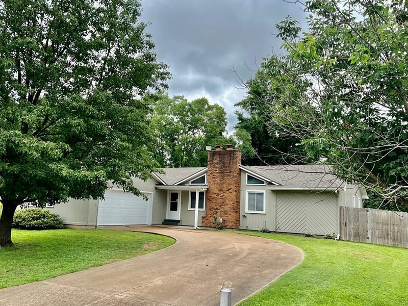 2708 Wilson Ave, Parsons, KS 67357