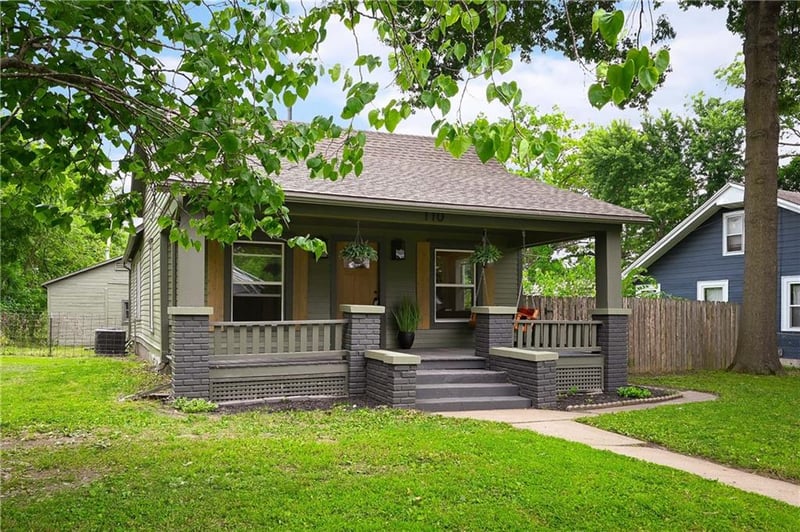 110 Campbell St, Pleasant Hill, MO 64080
