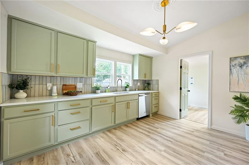 110 Campbell St, Pleasant Hill, MO 64080
