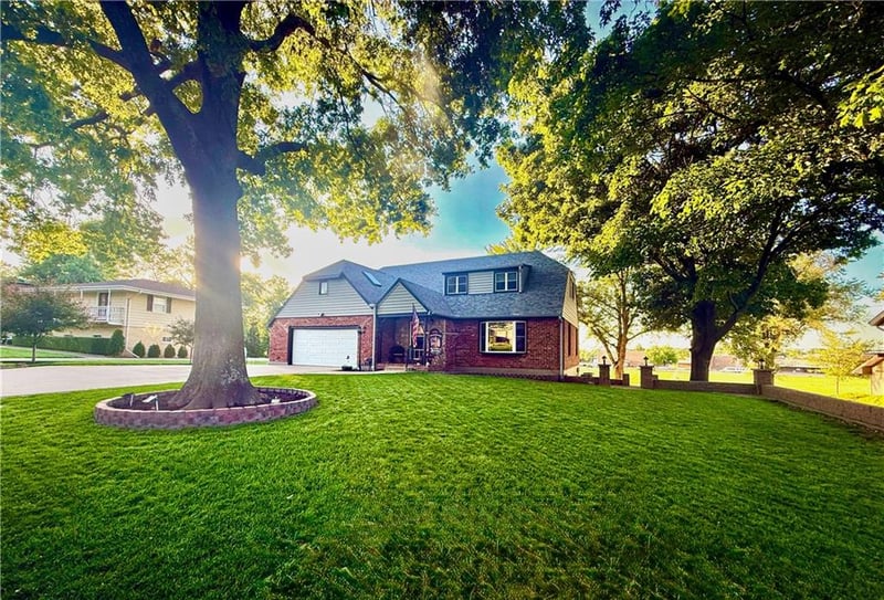 617 Meadow Ln, Fort Scott, KS 66701
