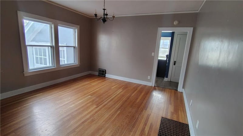 909 State St, Emporia, KS 66801