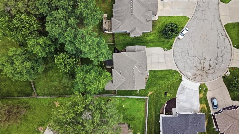 11450 Yecker Ave, Kansas City, KS 66109