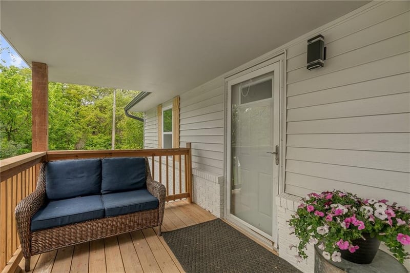 601 Eisenhower Rd, Lansing, KS 66043