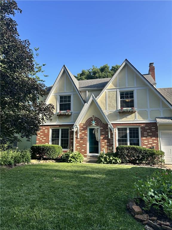439 E 80th St, Kansas City, MO 64131