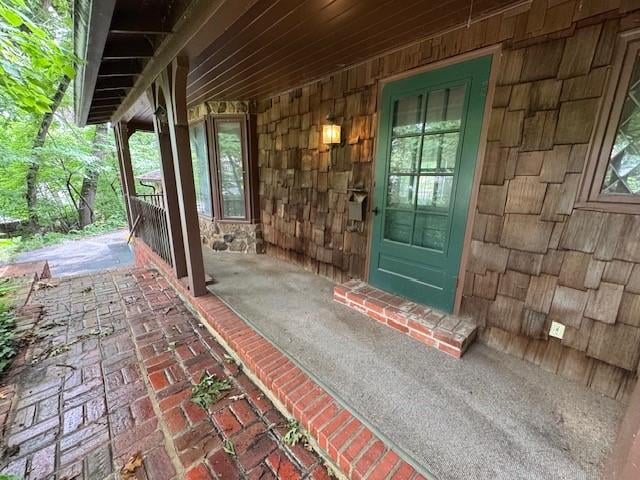 6525 Burnham St, Merriam, KS 66202